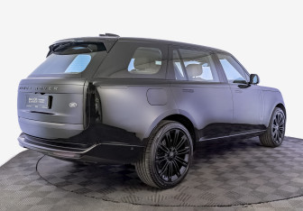 Подержанный автомобиль Land Rover Range Rover 2023 года (5 фото)