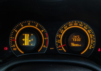 Подержанный автомобиль Toyota Corolla Sedan 2007 года (16 фото)