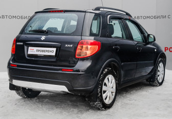 Подержанный автомобиль Suzuki SX4 Hatchback 2012 года (5 фото)