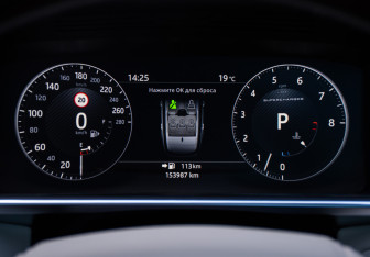 Подержанный автомобиль Land Rover Range Rover 2017 года (10 фото)