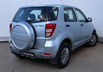 Подержанный автомобиль Daihatsu Terios 2008 года (4 фото)