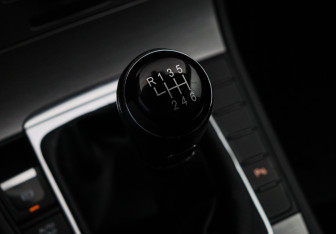 Подержанный автомобиль Volkswagen Passat Sedan 2012 года (14 фото)