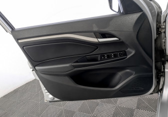 Подержанный автомобиль LADA (ВАЗ) Vesta Wagon 2019 года (19 фото)