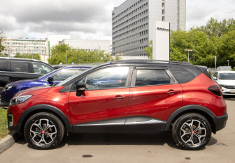 Подержанный автомобиль Renault Kaptur 2018 года (6 фото)