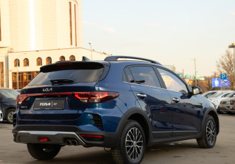 Подержанный автомобиль Kia Rio Hatchback 2022 года (4 фото)