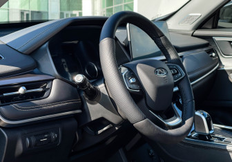 Подержанный автомобиль Chery Tiggo 8 2022 года (13 фото)