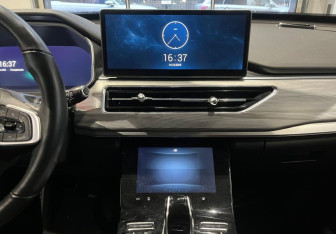 Подержанный автомобиль Chery Tiggo 8 Pro 2022 года (8 фото)