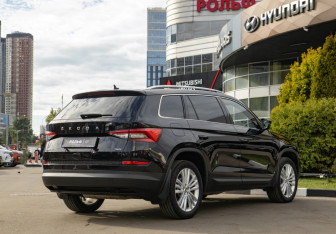 Подержанный автомобиль Skoda Kodiaq 2020 года (4 фото)