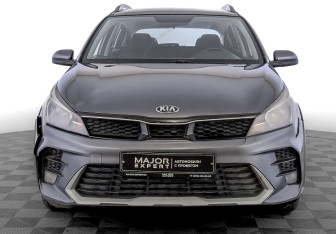 Подержанный автомобиль Kia Rio Hatchback 2021 года (2 фото)
