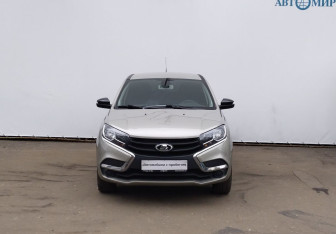 Подержанный автомобиль LADA (ВАЗ) XRAY 2019 года (2 фото)