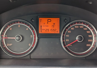 Подержанный автомобиль SsangYong Actyon 2011 года (16 фото)