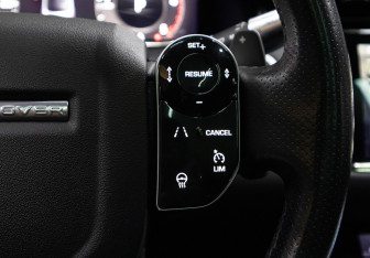 Подержанный автомобиль Land Rover Range Rover Evoque 2019 года (20 фото)