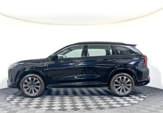 Подержанный автомобиль Changan CS75PLUS 2024 года (8 фото)