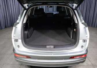 Подержанный автомобиль Evolute i-SPACE 2024 года (10 фото)