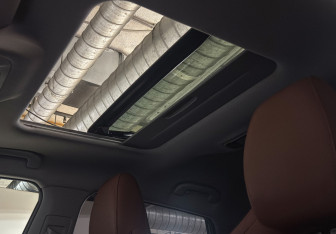 Подержанный автомобиль Omoda C5 2023 года (18 фото)