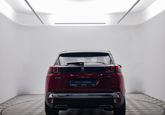 Подержанный автомобиль Peugeot 3008 2017 года (6 фото)