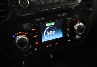 Подержанный автомобиль Nissan Juke 2012 года (13 фото)