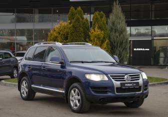 Подержанный автомобиль Volkswagen Touareg 2008 года (3 фото)