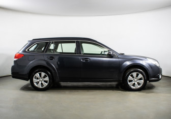 Подержанный автомобиль Subaru Outback Wagon 2011 года (4 фото)