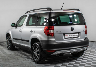 Подержанный автомобиль Skoda Yeti 2012 года (7 фото)