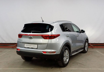 Подержанный автомобиль Kia Sportage 2016 года (5 фото)