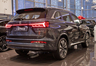 Новый Evolute i-SPACE 2025 (3 фото)