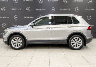 Подержанный автомобиль Volkswagen Tiguan 2018 года (8 фото)