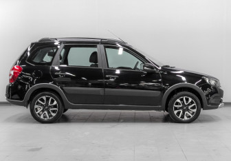 Подержанный автомобиль LADA (ВАЗ) Granta Wagon 2024 года (4 фото)