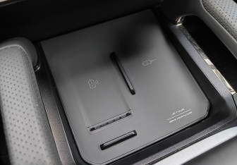 Подержанный автомобиль Jetour T2 2024 года (17 фото)