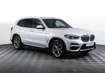 Подержанный автомобиль BMW X3 2019 года (3 фото)