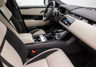 Подержанный автомобиль Land Rover Range Rover Velar 2017 года (9 фото)