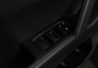 Подержанный автомобиль Hyundai Creta 2017 года (15 фото)