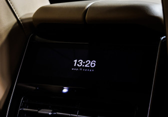 Подержанный автомобиль Voyah Free 2024 года (15 фото)