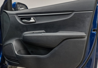 Подержанный автомобиль Kia Rio Hatchback 2021 года (22 фото)