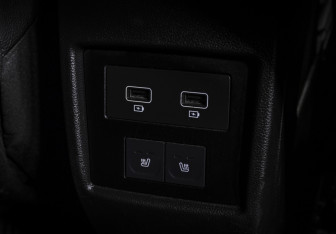 Подержанный автомобиль Renault Duster 2021 года (18 фото)