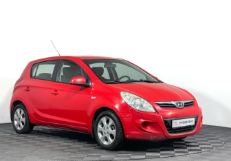 Подержанный автомобиль Hyundai i20 2009 года (3 фото)