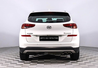 Подержанный автомобиль Hyundai Tucson 2019 года (6 фото)