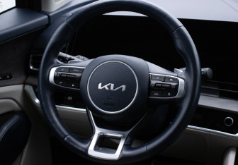 Подержанный автомобиль Kia Sportage 2021 года (14 фото)