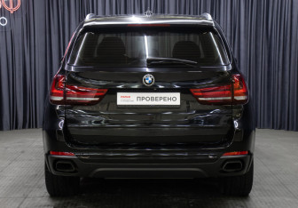 Подержанный автомобиль BMW X5 2017 года (6 фото)