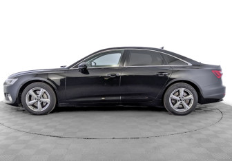 Подержанный автомобиль Audi A6 Sedan 2021 года (8 фото)