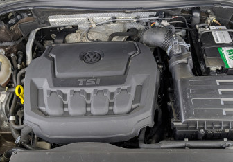 Подержанный автомобиль Volkswagen Tiguan 2018 года (9 фото)