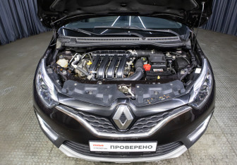 Подержанный автомобиль Renault Kaptur 2019 года (9 фото)