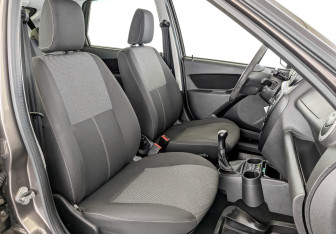 Подержанный автомобиль LADA (ВАЗ) Granta Liftback 2017 года (23 фото)