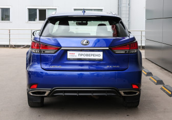 Подержанный автомобиль Lexus RX 2019 года (6 фото)