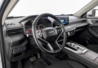 Подержанный автомобиль Haval Jolion 2022 года (16 фото)