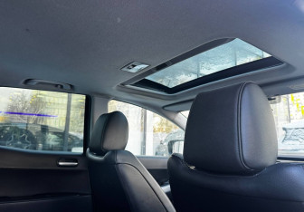 Подержанный автомобиль Mazda CX-7 2008 года (12 фото)