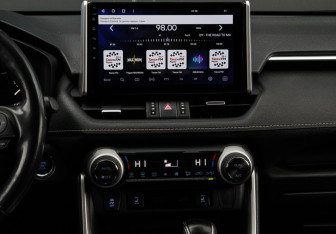 Подержанный автомобиль Toyota RAV4 2021 года (11 фото)