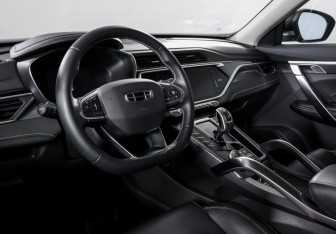 Подержанный автомобиль Geely Atlas Pro 2024 года (14 фото)