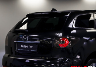 Подержанный автомобиль Mazda CX-7 2011 года (21 фото)