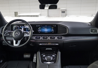 Новый Mercedes-Benz Maybach GLS 2022 (24 фото)